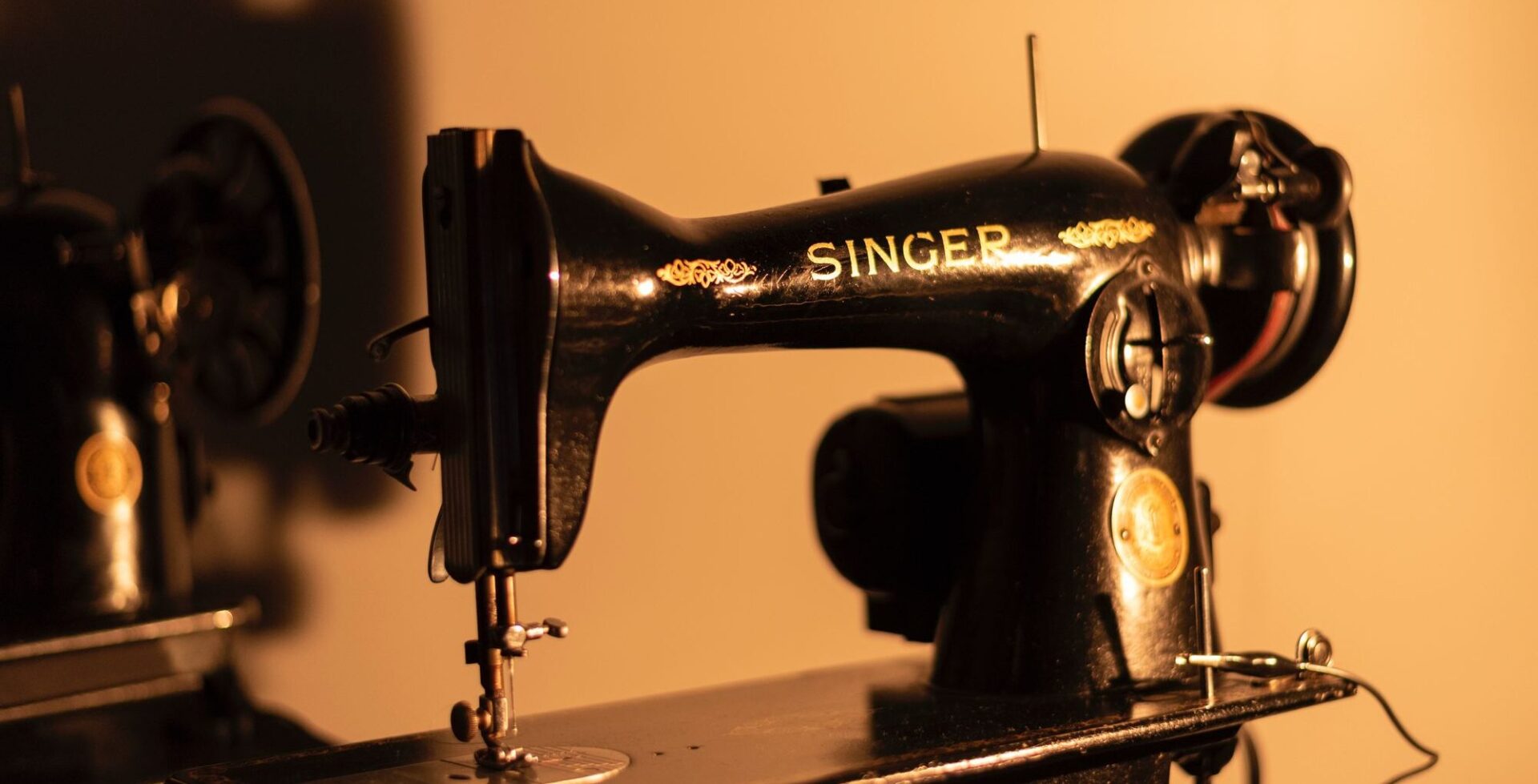 Singer Sewing Machine 