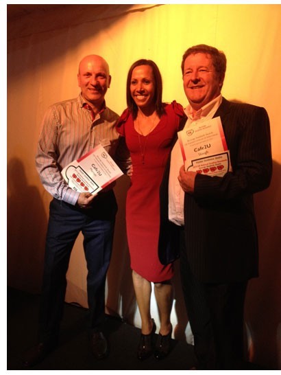Cafe2U franchisees John Phipps and Antonio Petrosino receiving award from Dame Kelly Holmes_1