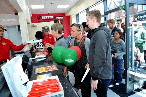 Papa John's store with queues