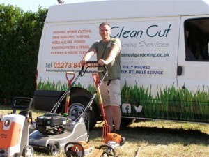 E D E B Ce F B B C Trevor franchisee working with Clean Cut Gardening