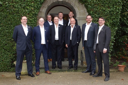 F B A F F Dd B Eb Business Doctors Regional Directors